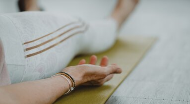 Yoga auf Burg Trautson  | © TVB Wipptal | Johannes Bitter